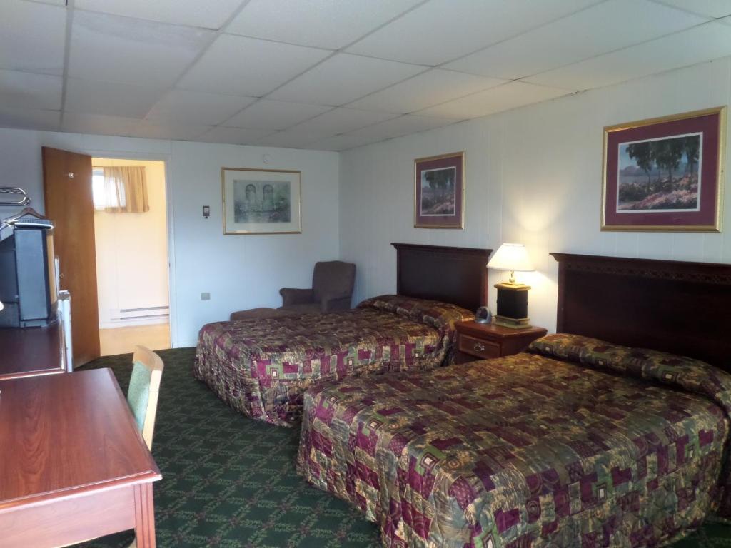 Cadillac Motel Palmyra