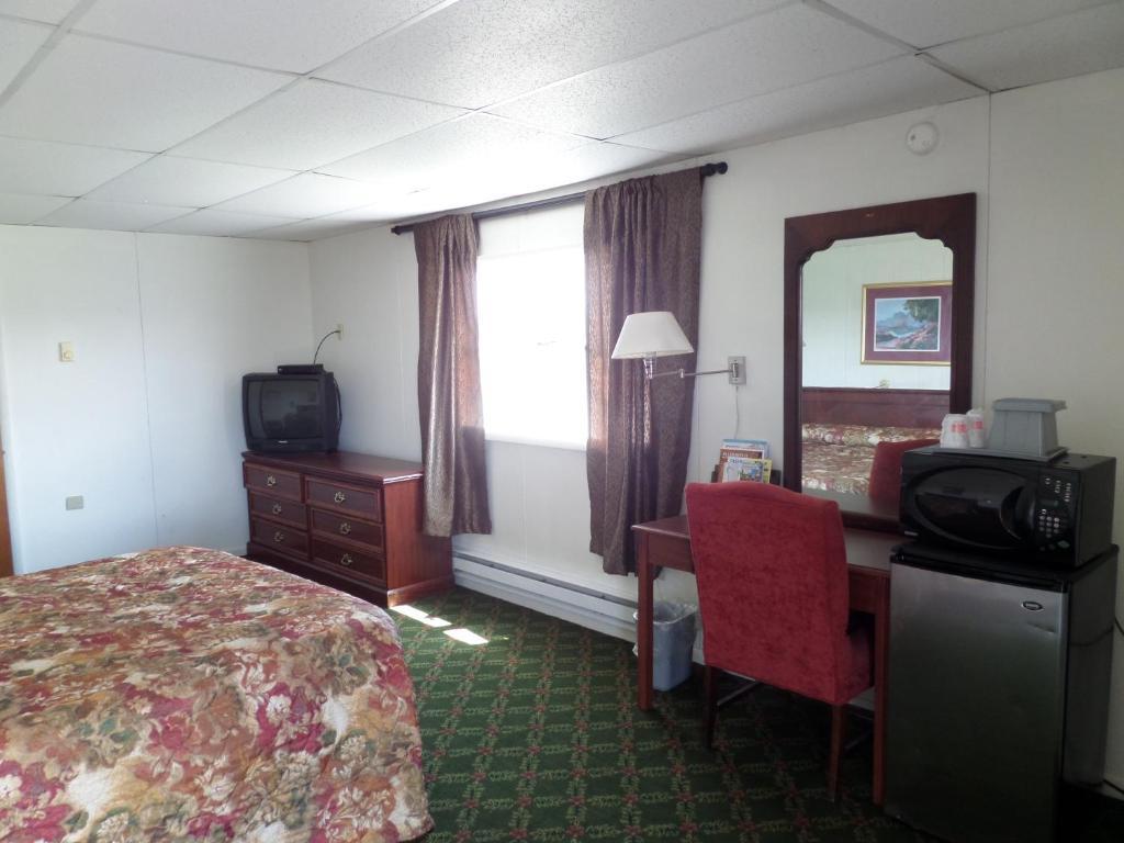 Cadillac Motel Palmyra